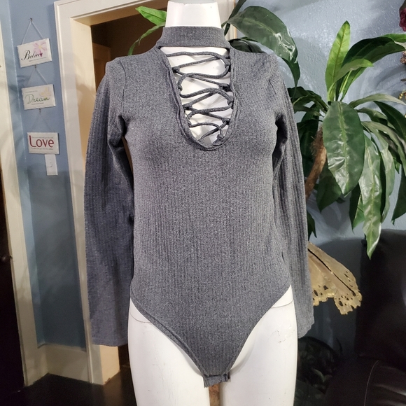 Gray Longsleeved Choker Neckline Caged  Bodysuit New Mix S-M - Picture 4 of 9